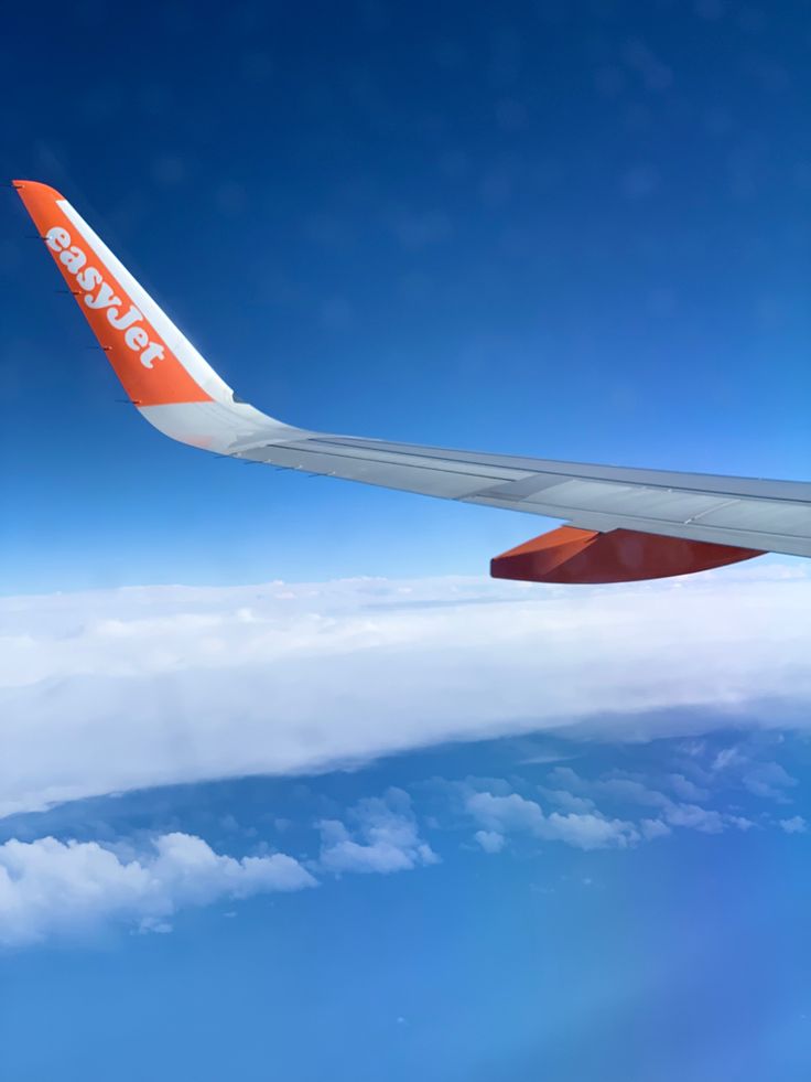 easyJet